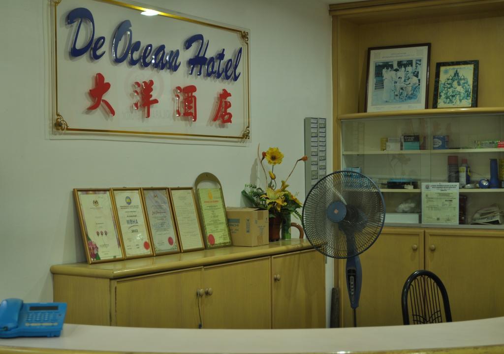 De Ocean Hotel Malacca Bagian luar foto