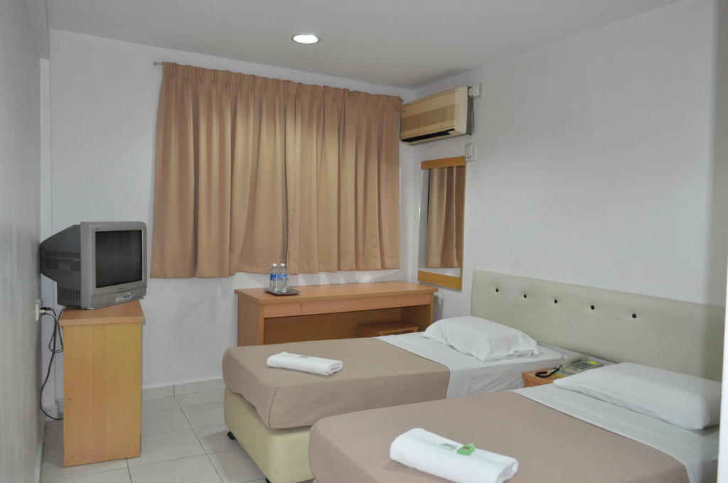 De Ocean Hotel Malacca Bagian luar foto