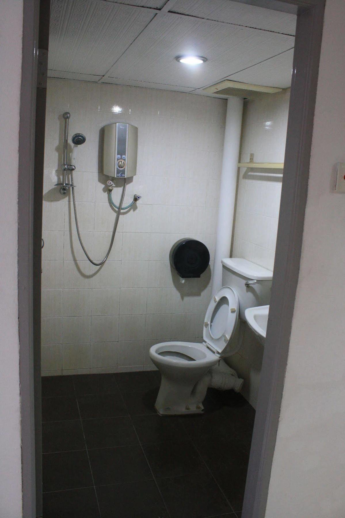 De Ocean Hotel Malacca Bagian luar foto